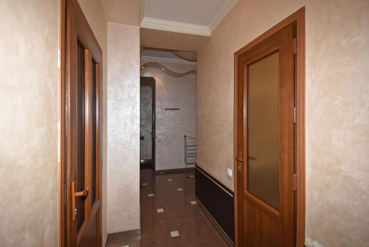 Armenak Apartment 5-Комнатная Jerevan Exteriér fotografie