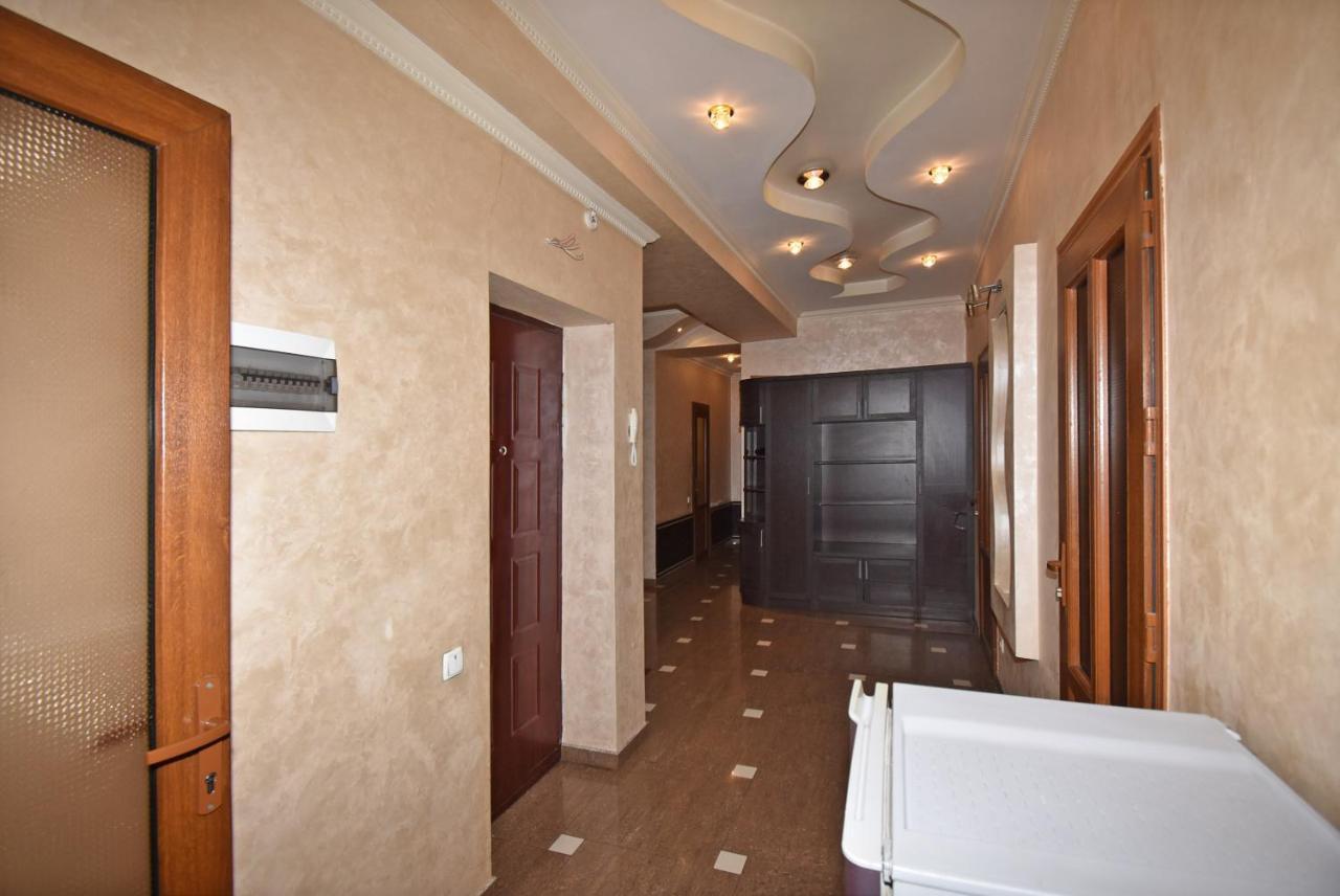Armenak Apartment 5-Комнатная Jerevan Exteriér fotografie