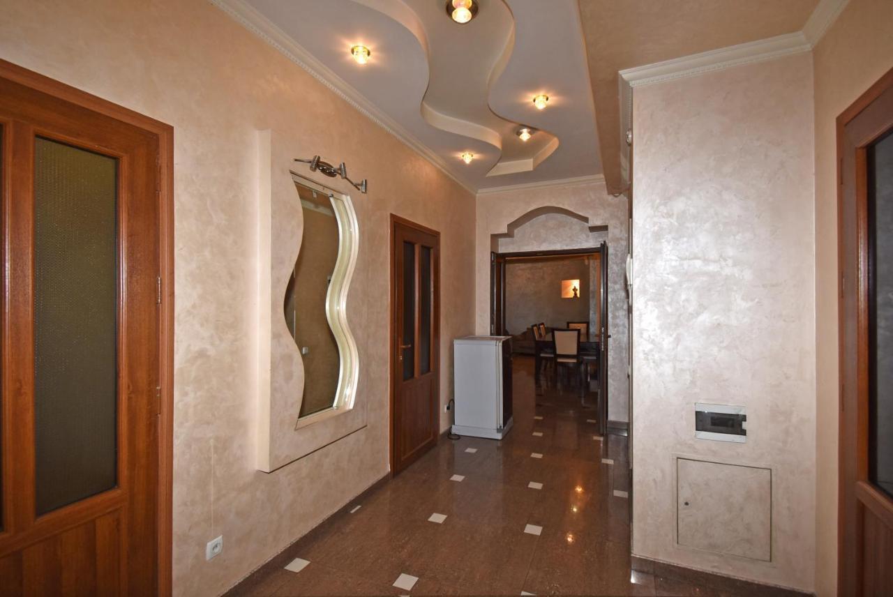 Armenak Apartment 5-Комнатная Jerevan Exteriér fotografie