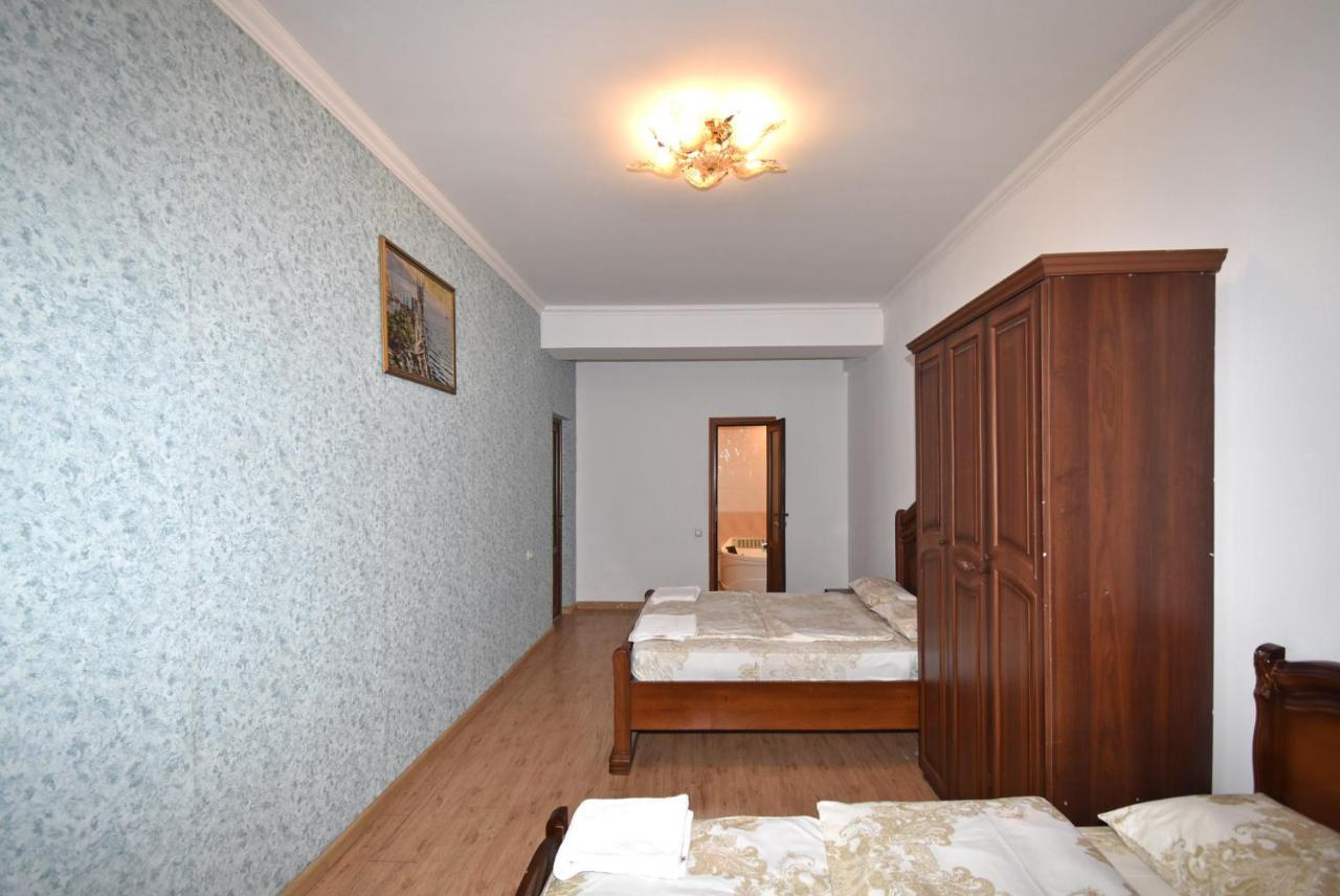 Armenak Apartment 5-Комнатная Jerevan Exteriér fotografie