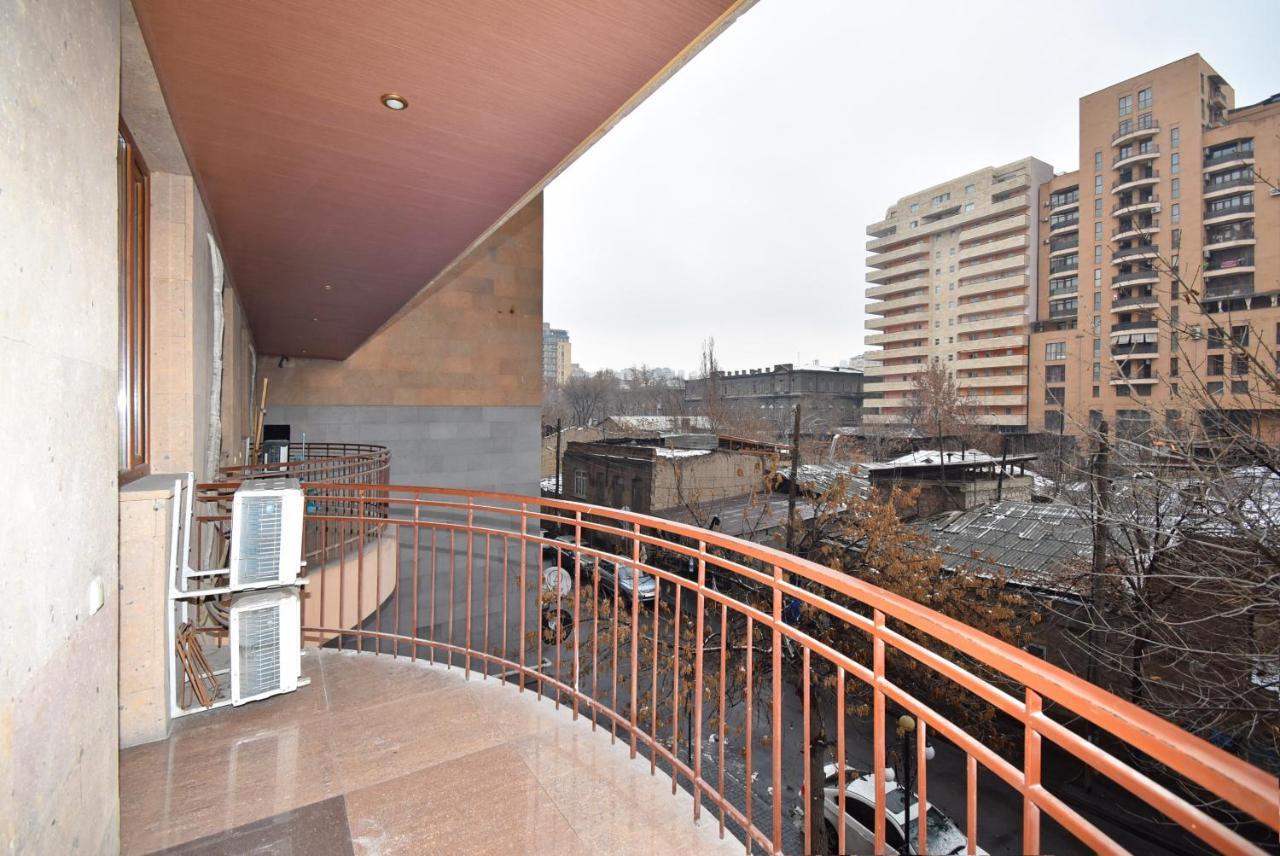 Armenak Apartment 5-Комнатная Jerevan Exteriér fotografie