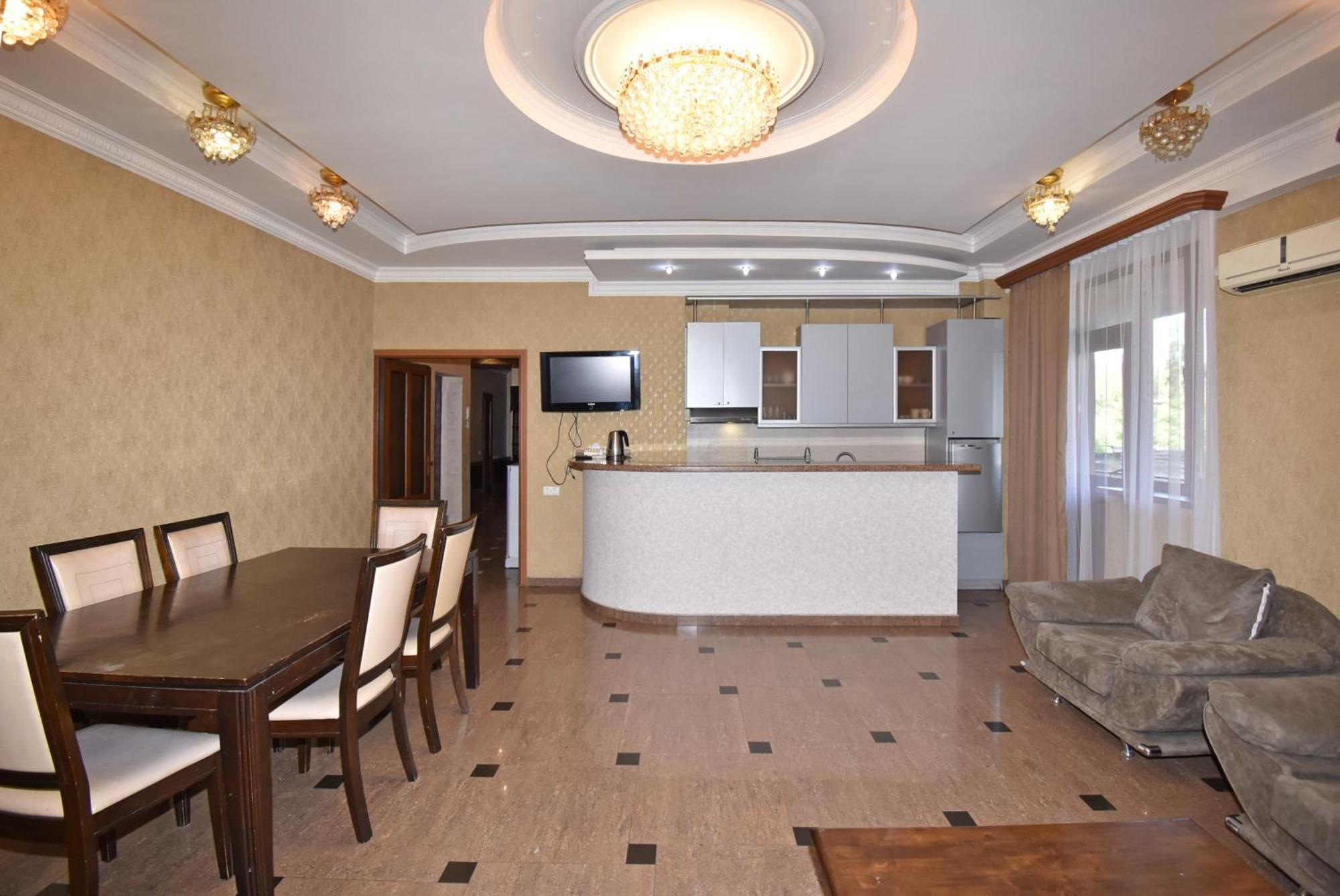 Armenak Apartment 5-Комнатная Jerevan Exteriér fotografie