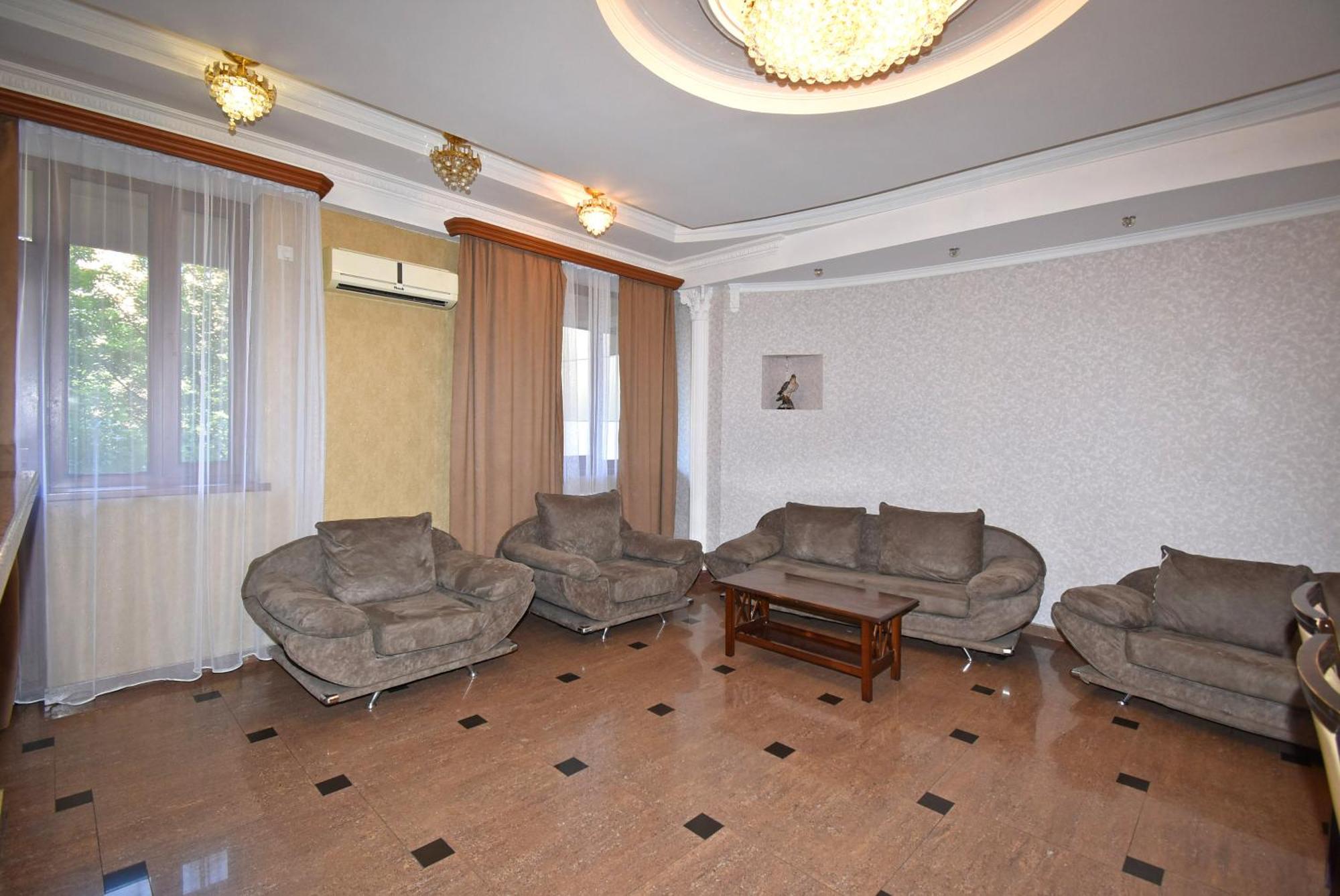 Armenak Apartment 5-Комнатная Jerevan Exteriér fotografie